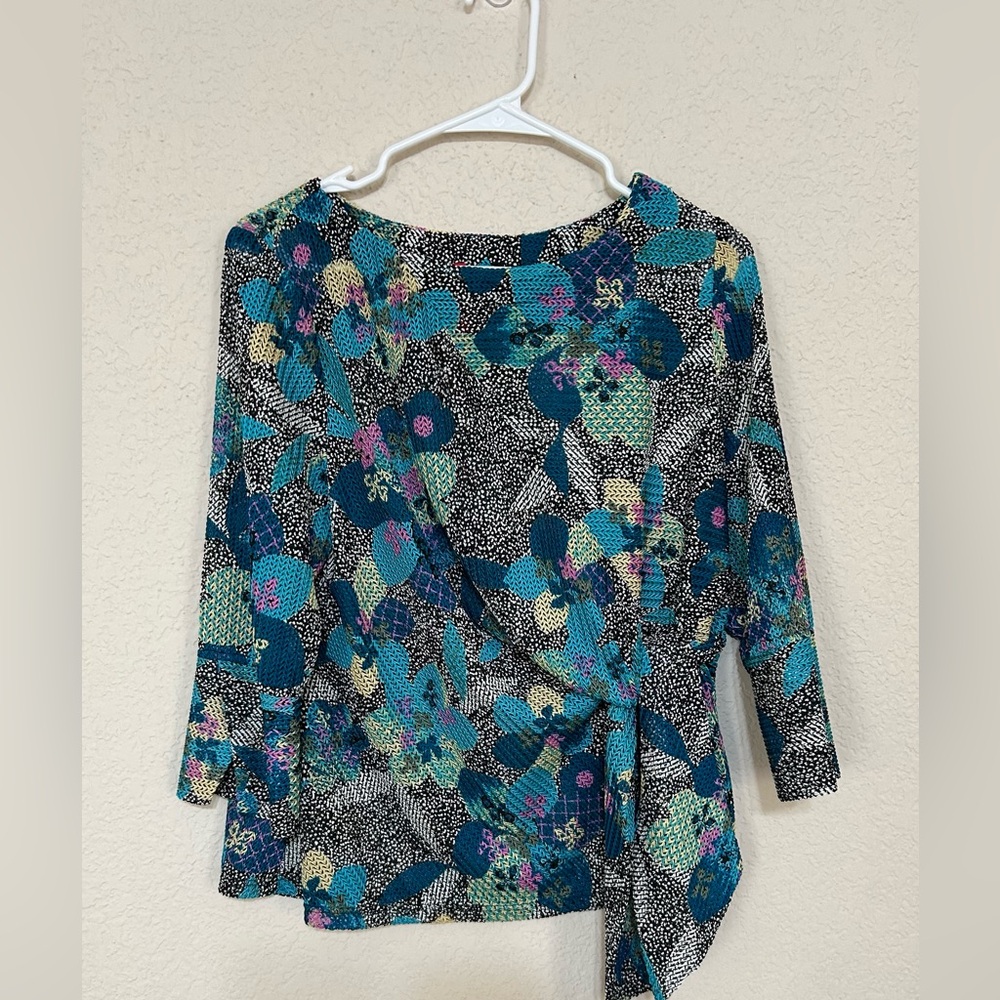 IC by Connie K mesh top Ruched tie waist  Teal floral Small artsy art to wear